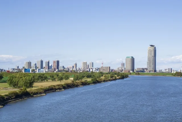 荒川河川敷の整備が進行中